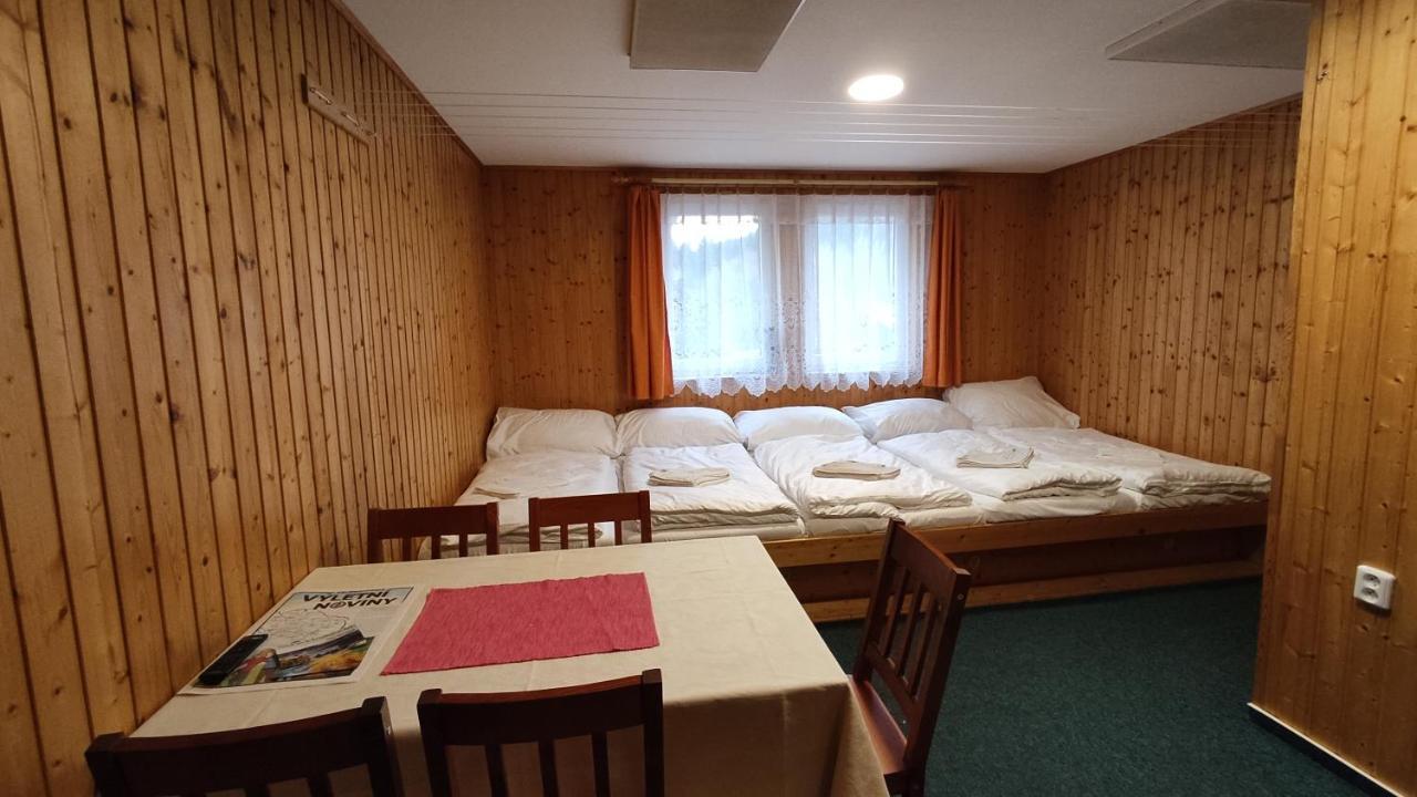 Penzion Apartmany Aninka Marianska Екстер'єр фото